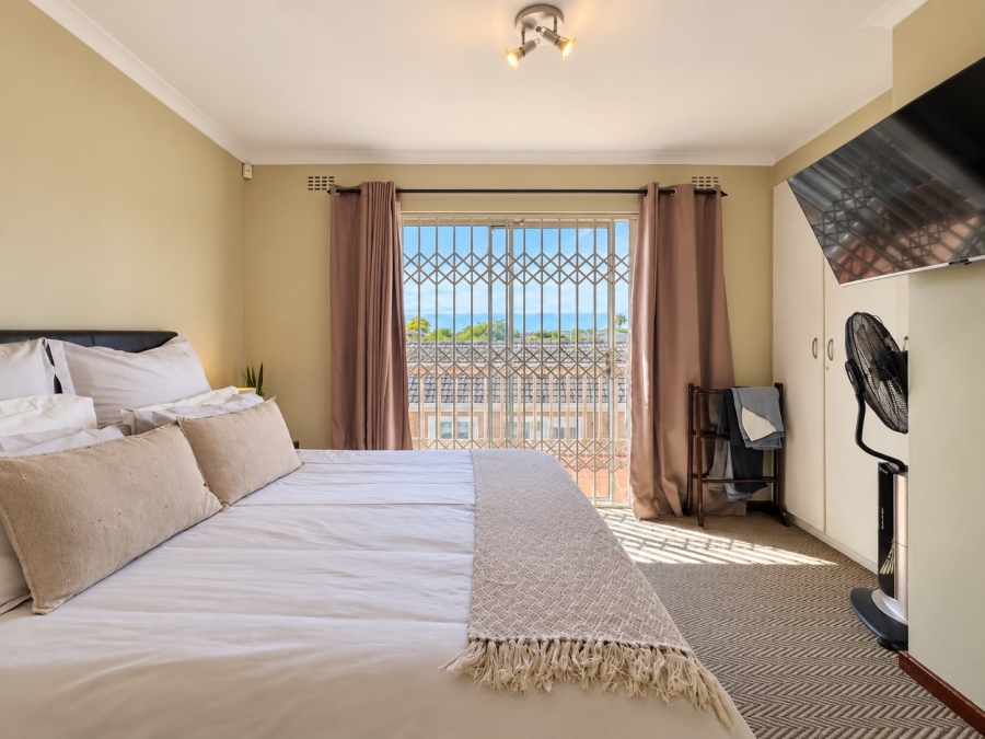 2 Bedroom Property for Sale in Kenilworth Western Cape